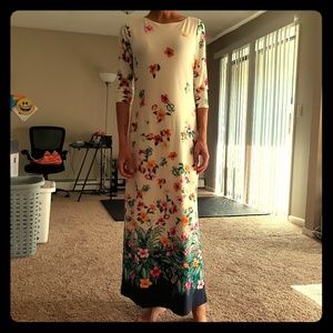 Tommy Bahama long dress with 1 slit